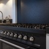 Aanrechtbladen met iedere mogelijke uitsparing - door Van Houts